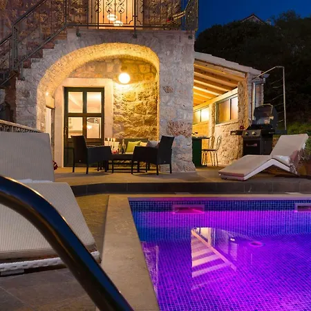 Luxury Mare Villa *